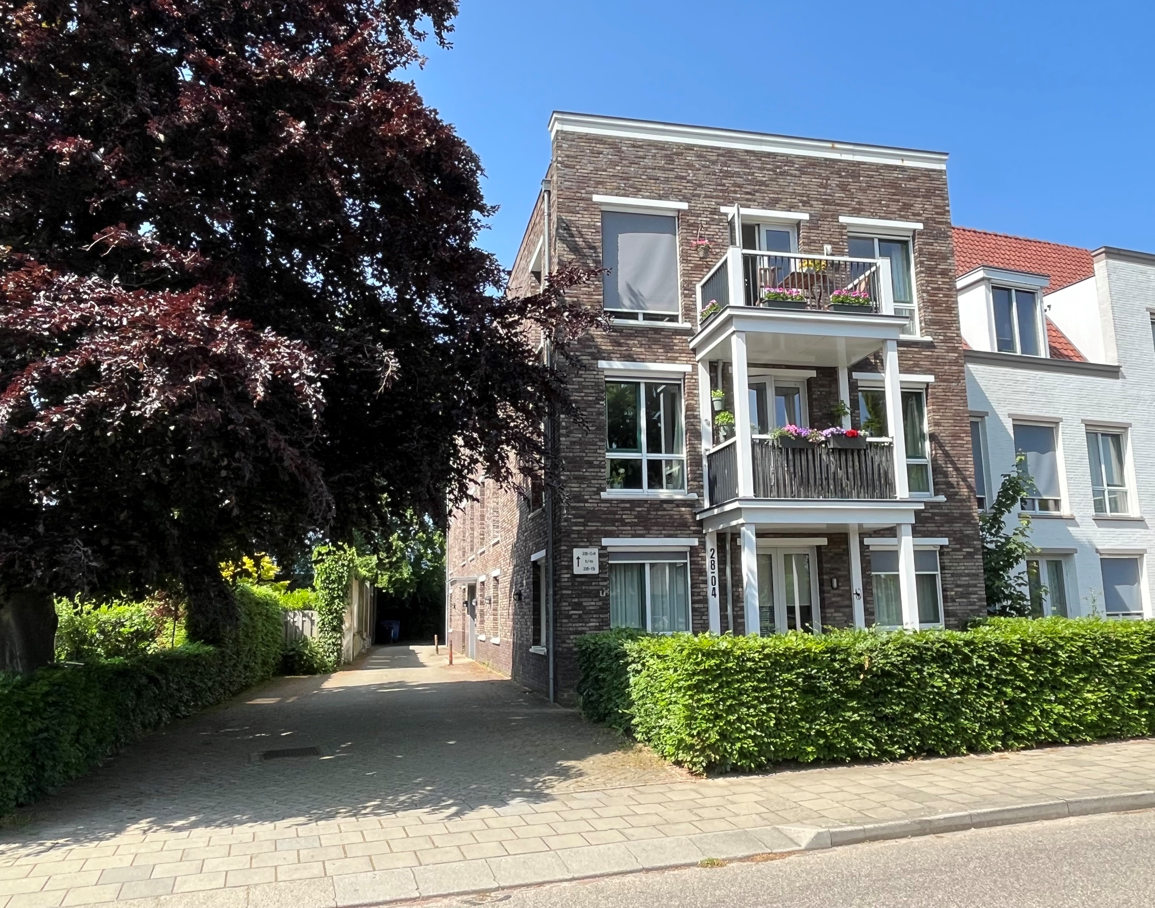 Appartement te huur: Stationsstraat 28-11, Diepenbroek Wehl