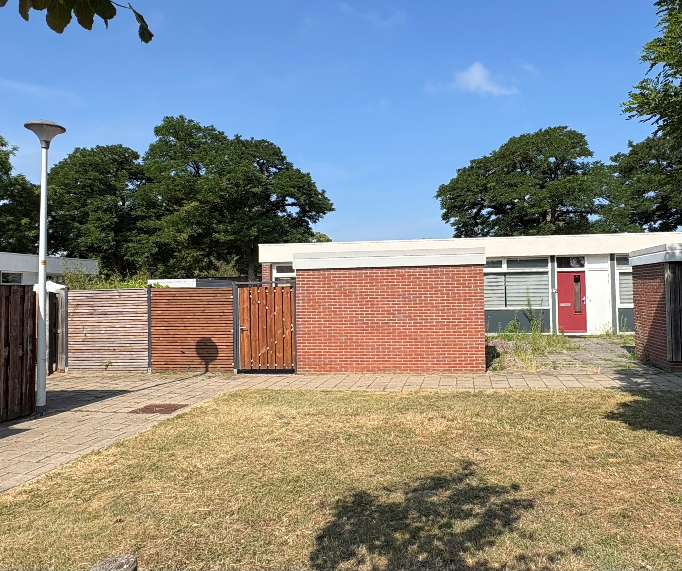 Twee-onder-één-kap te huur: Begoniastraat 14, Oosseld / Vijverberg - zuidwest Doetinchem