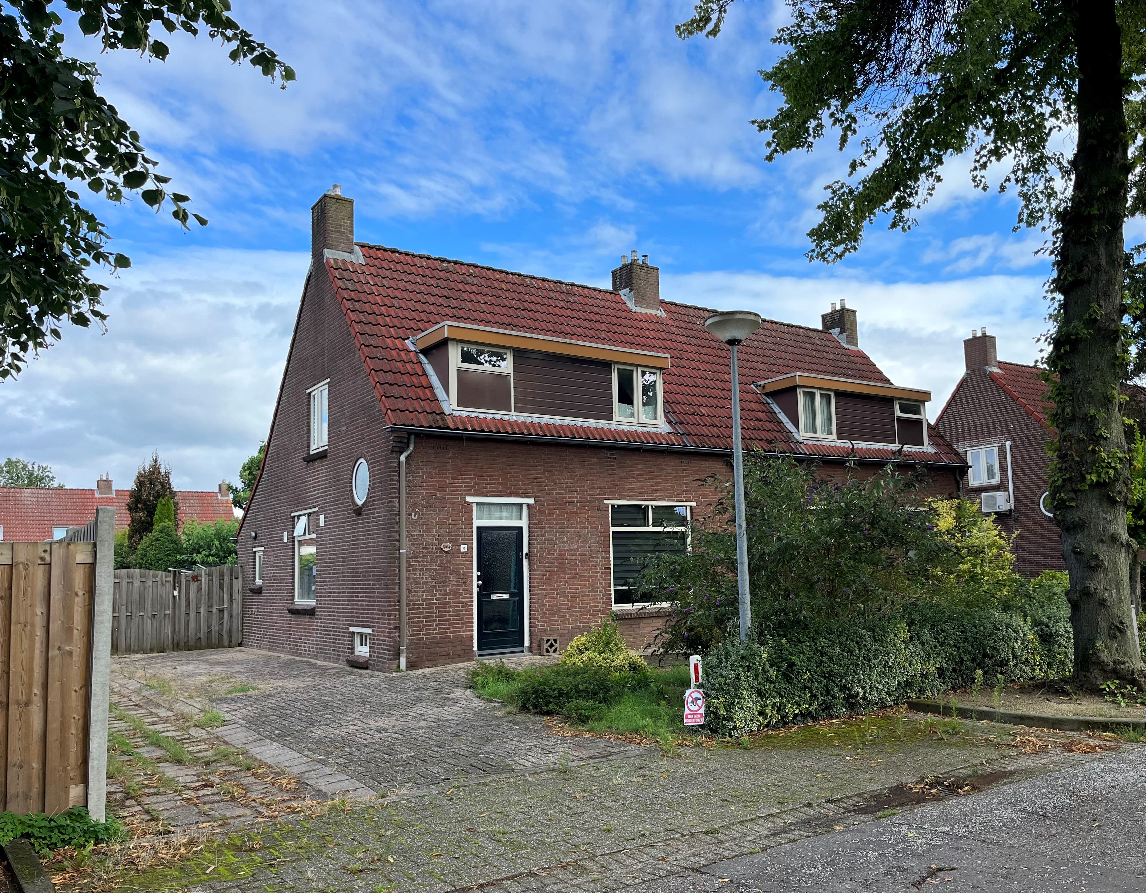 Twee-onder-één-kap te huur: Korte Huitinkstraat 16, Het Hartger / De Elshof - noord Gaanderen