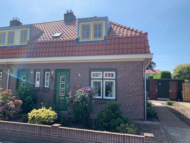 Corner house for rent: J F Kennedylaan 87, Stadscentrum - noord Doetinchem