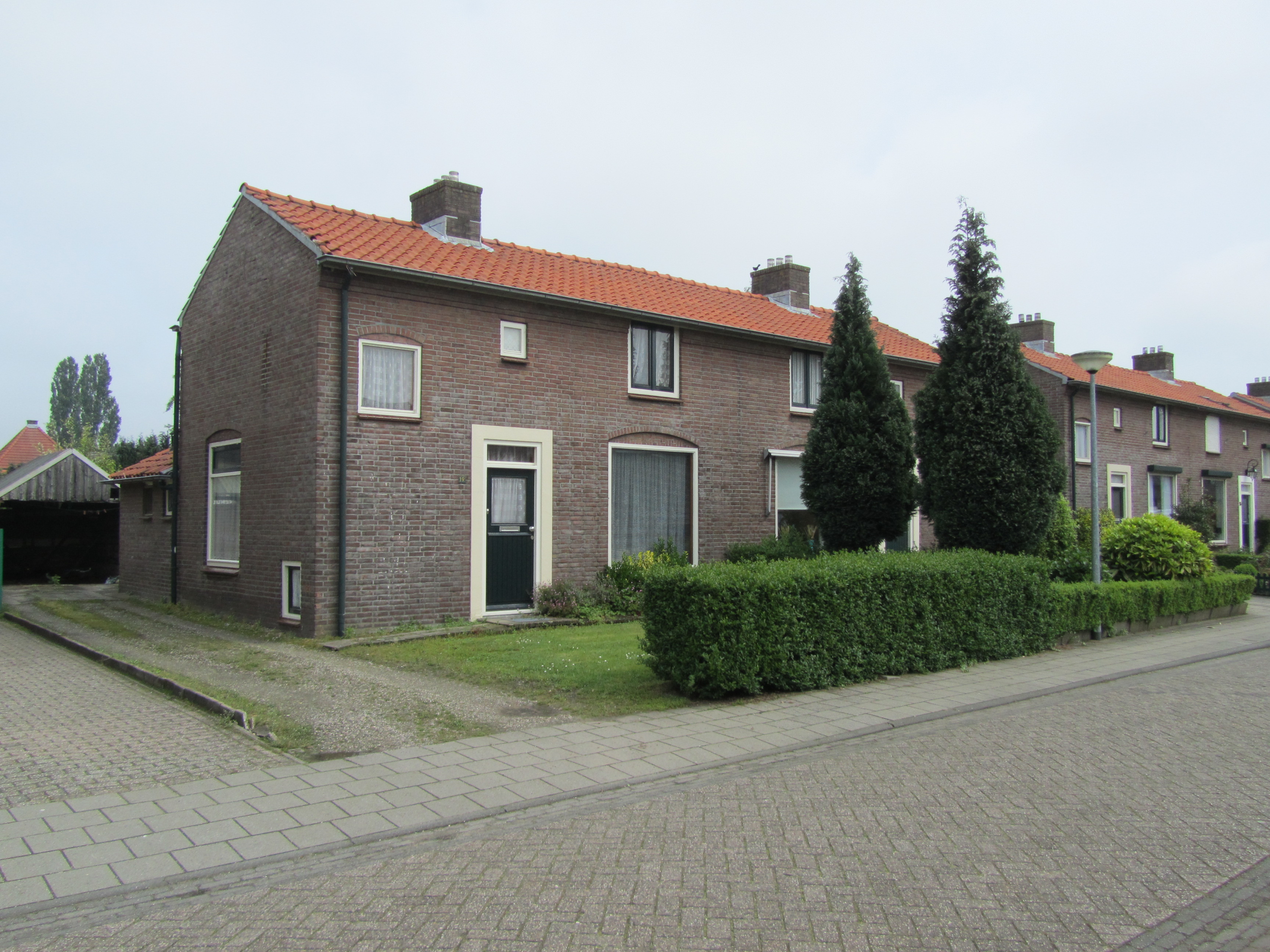 Semi-detached for rent: Roggestraat 19, Halle Halle