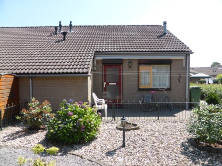 Hoekwoning te huur: Kerkstraat 73, Didam-Noord Didam